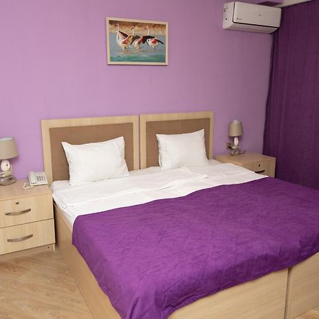 Flamingo Hotel Баку Екстериор снимка
